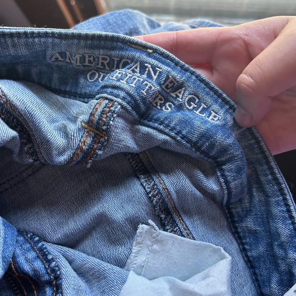 American Eagle Ripped Skinny Jeans - Picture 4 of 6